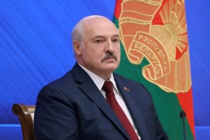білорусь новини
